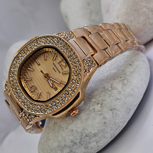 Patek Philippe Nautilus 7010/1R Women’s Watch - Rose Gold